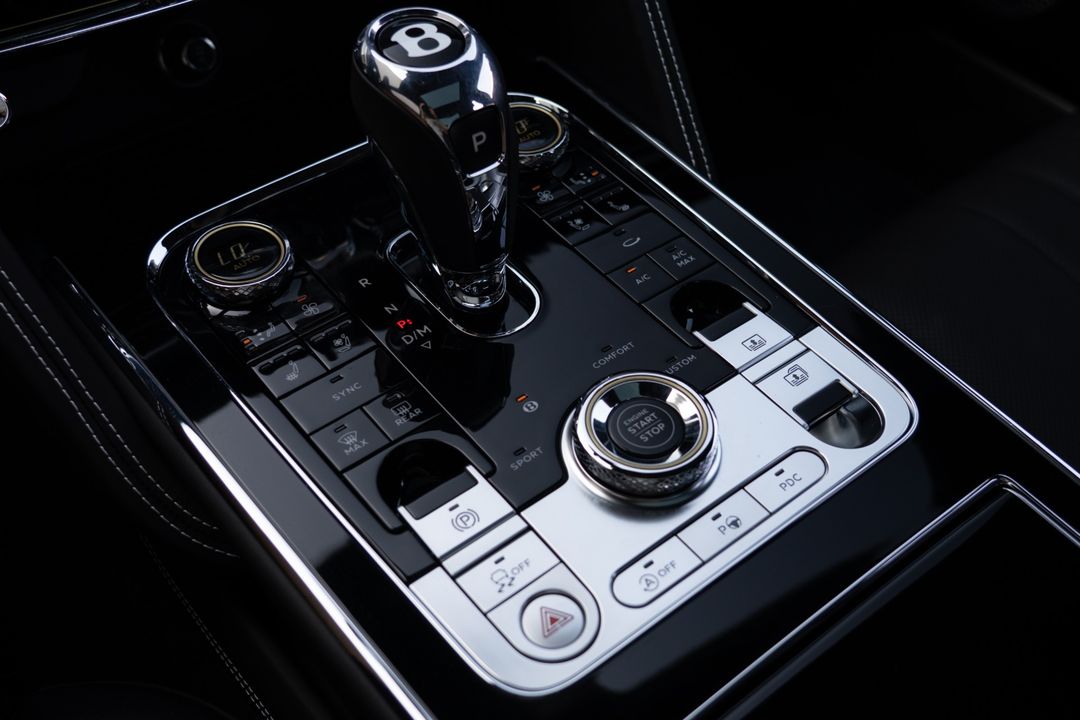 2024 Bentley Flying Spur