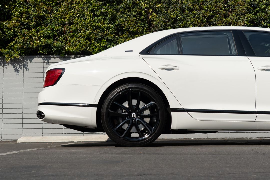 2024 Bentley Flying Spur