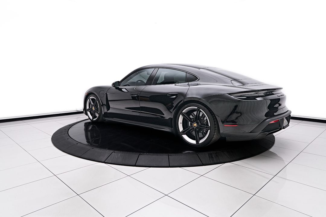 2022 Porsche Taycan