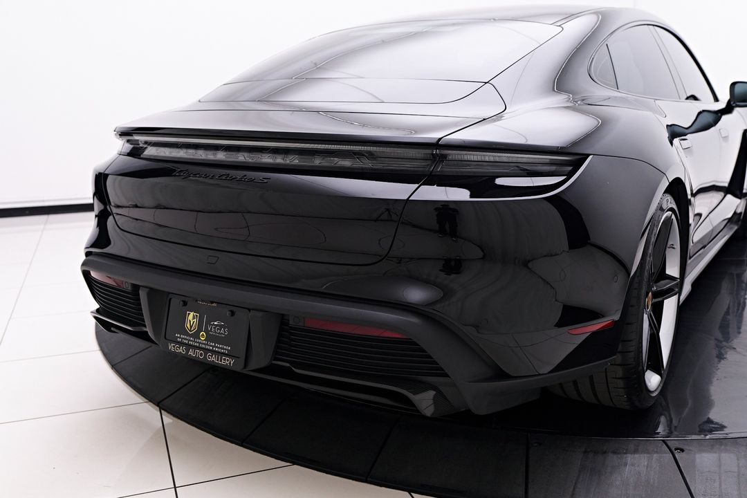 2022 Porsche Taycan