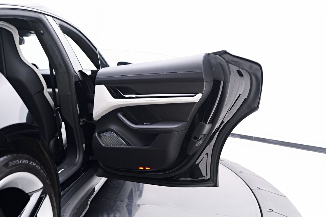 2022 Porsche Taycan