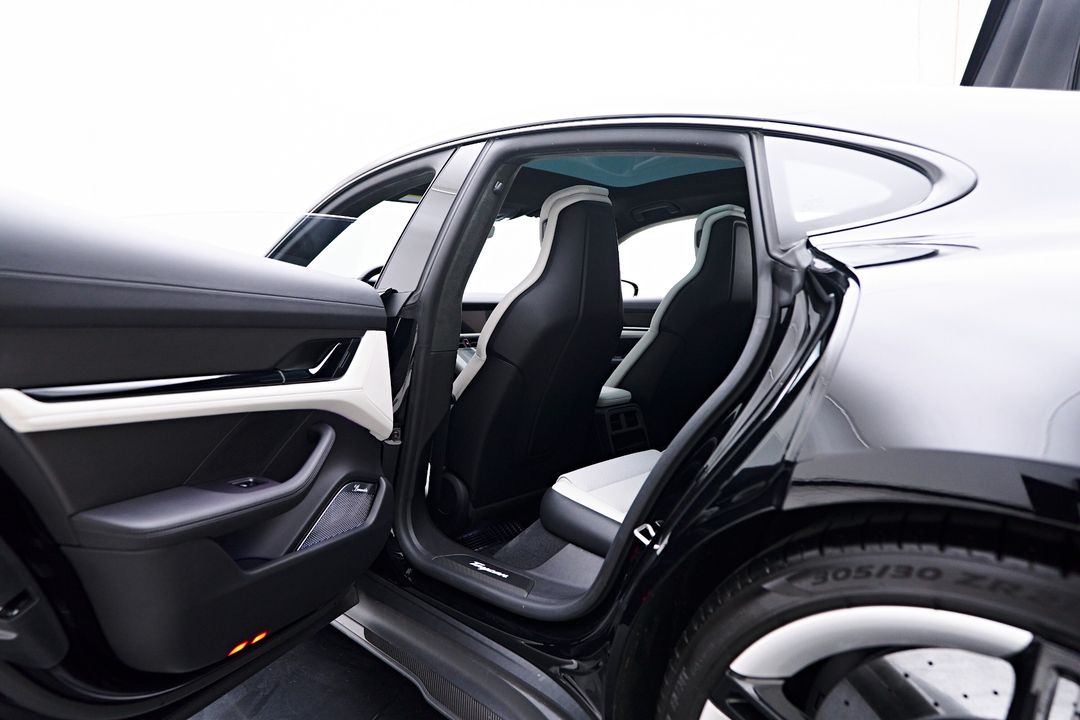 2022 Porsche Taycan