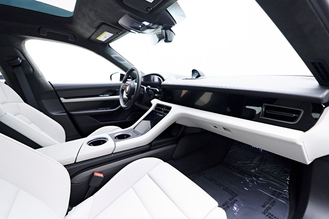 2022 Porsche Taycan