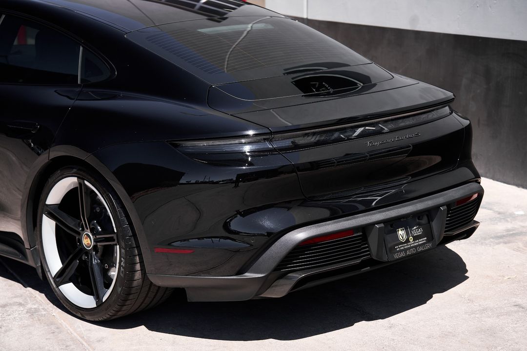 2022 Porsche Taycan