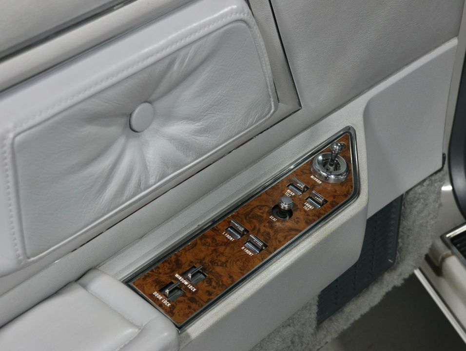 1976 Lincoln Continental Mark IV Cartier Edition