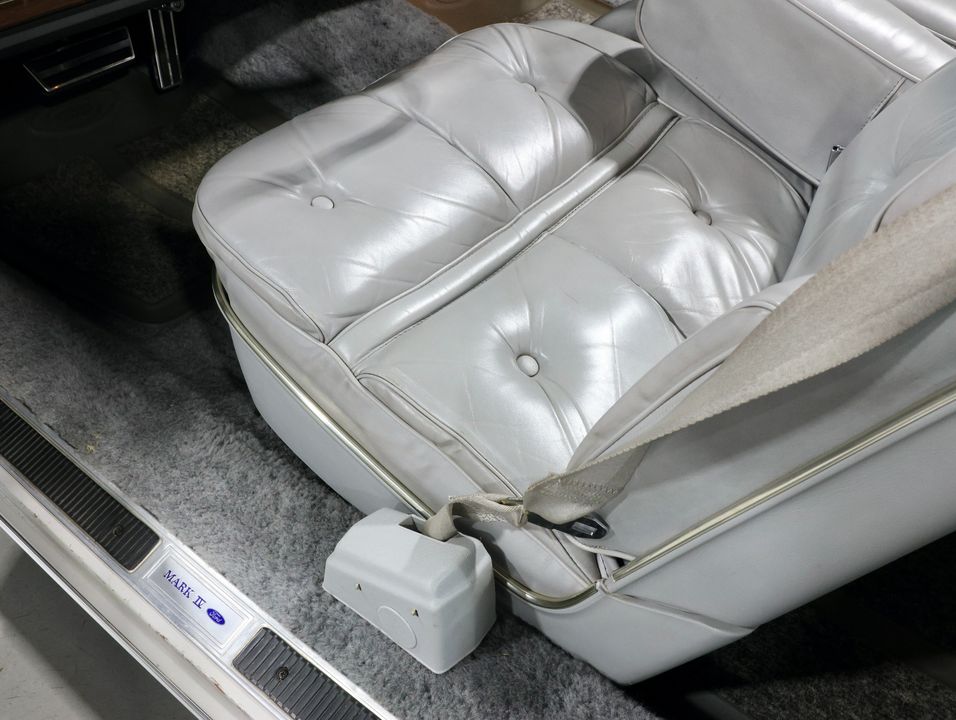 1976 Lincoln Continental Mark IV Cartier Edition