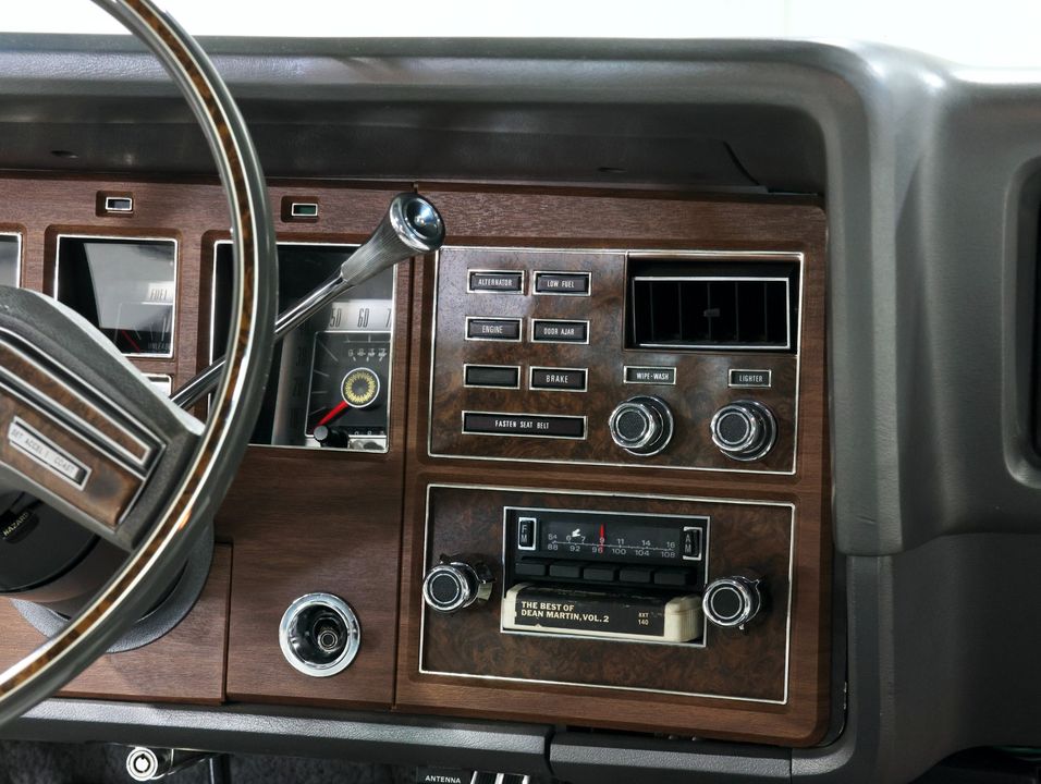 1976 Lincoln Continental Mark IV Cartier Edition
