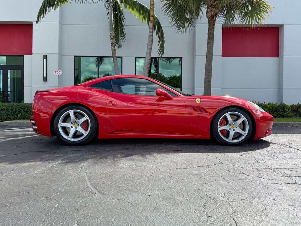 2010 Ferrari California