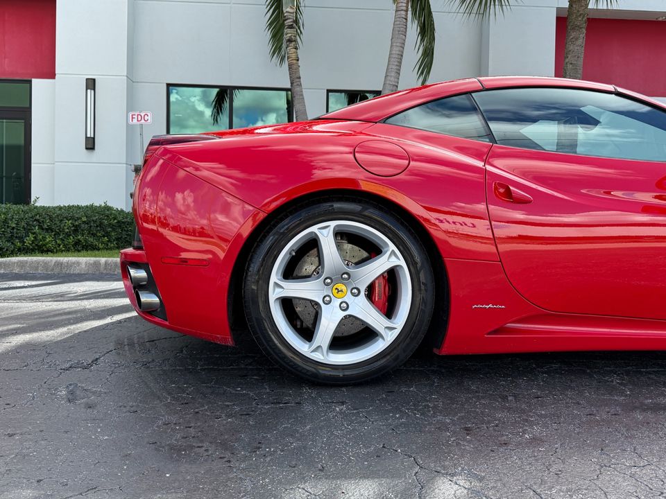 2010 Ferrari California