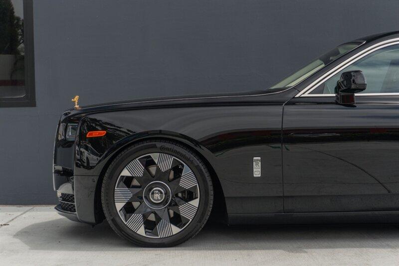 2024 Rolls-Royce Phantom