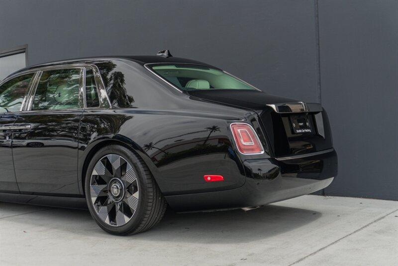 2024 Rolls-Royce Phantom