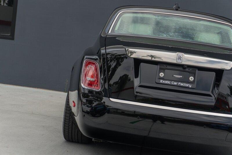 2024 Rolls-Royce Phantom