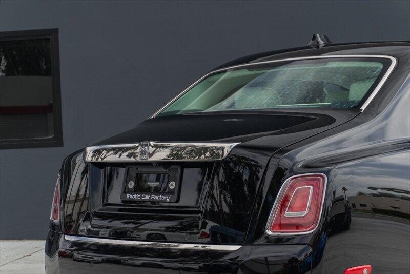 2024 Rolls-Royce Phantom