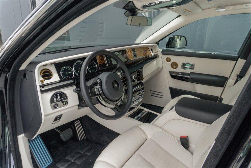 2024 Rolls-Royce Phantom