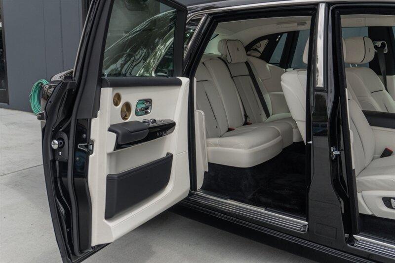 2024 Rolls-Royce Phantom