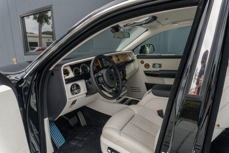 2024 Rolls-Royce Phantom