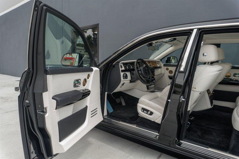 2024 Rolls-Royce Phantom
