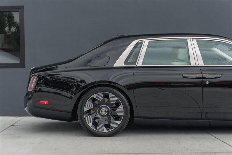 2024 Rolls-Royce Phantom
