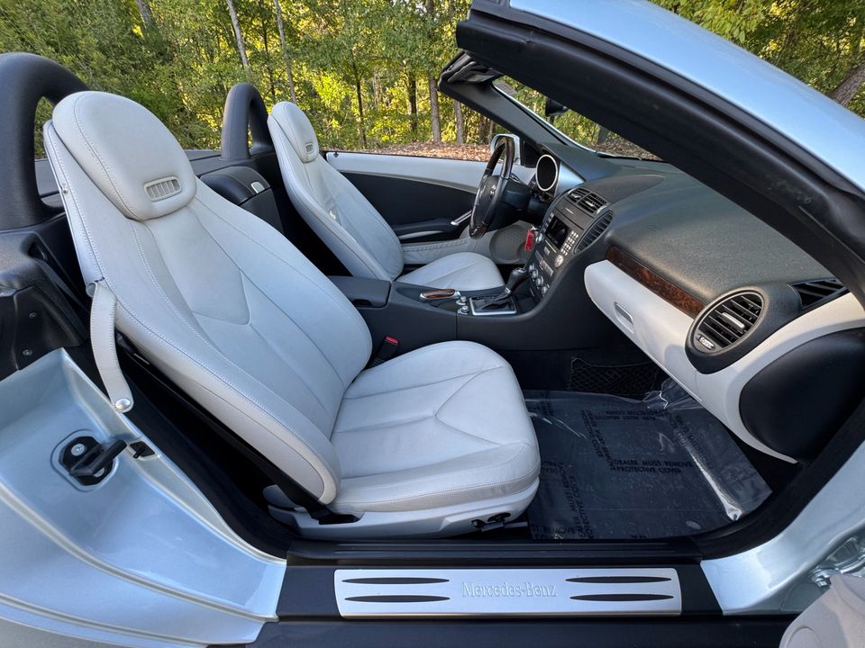 2007 Mercedes-Benz SLK 280 Roadster 3.0L