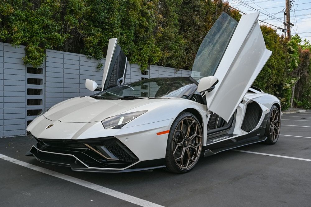 2022 Lamborghini Aventador Ultimae