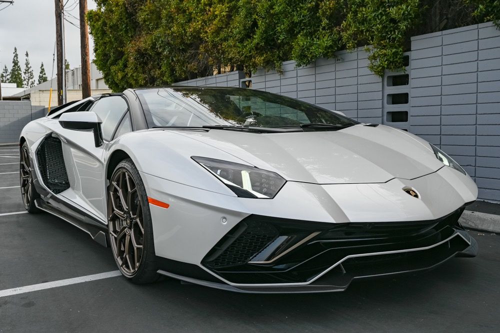 2022 Lamborghini Aventador Ultimae