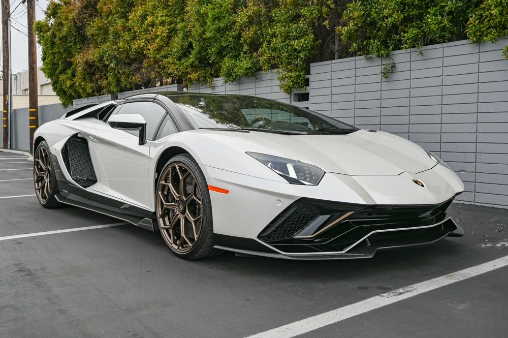 2022 Lamborghini Aventador Ultimae