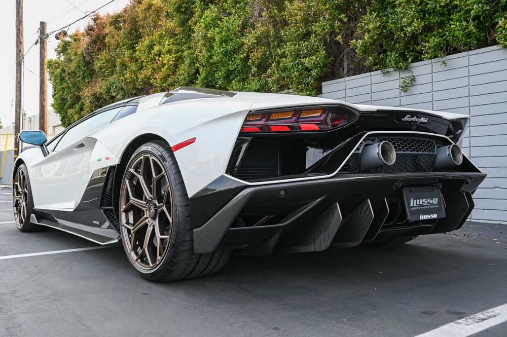2022 Lamborghini Aventador Ultimae