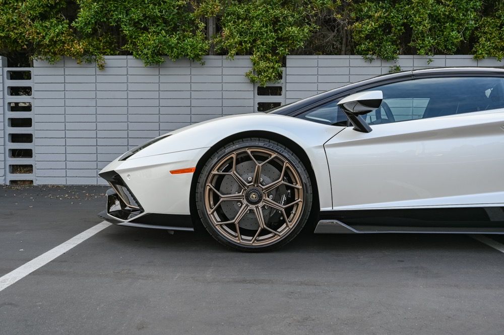 2022 Lamborghini Aventador Ultimae