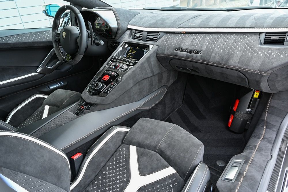 2022 Lamborghini Aventador Ultimae