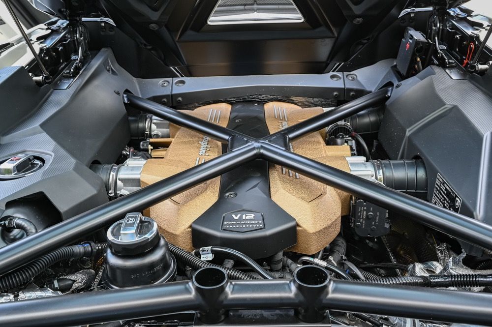 2022 Lamborghini Aventador Ultimae