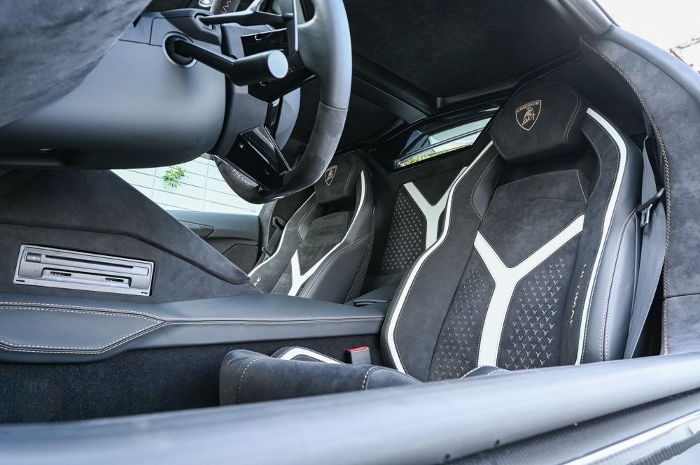 2022 Lamborghini Aventador Ultimae
