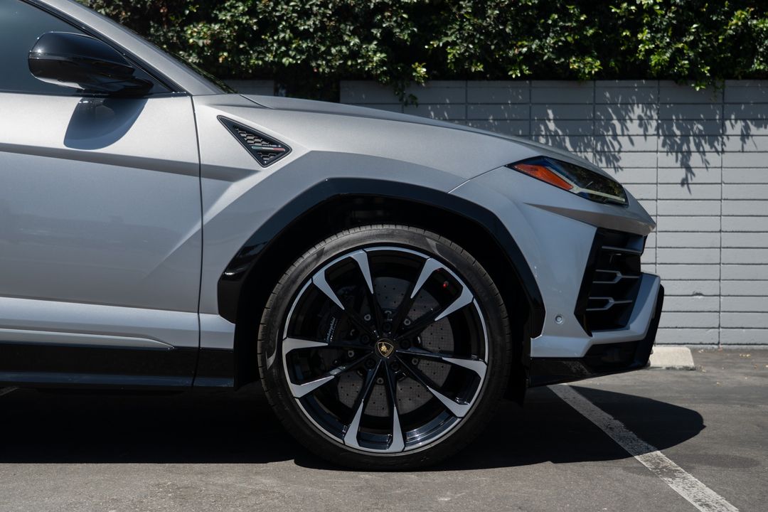 2019 Lamborghini Urus