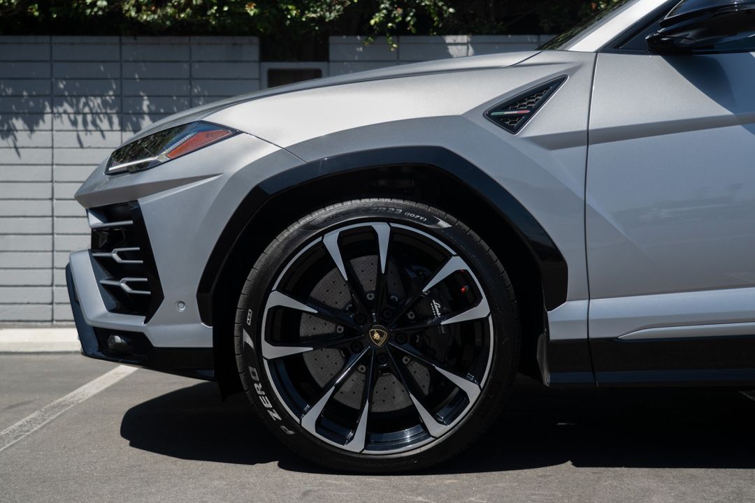 2019 Lamborghini Urus