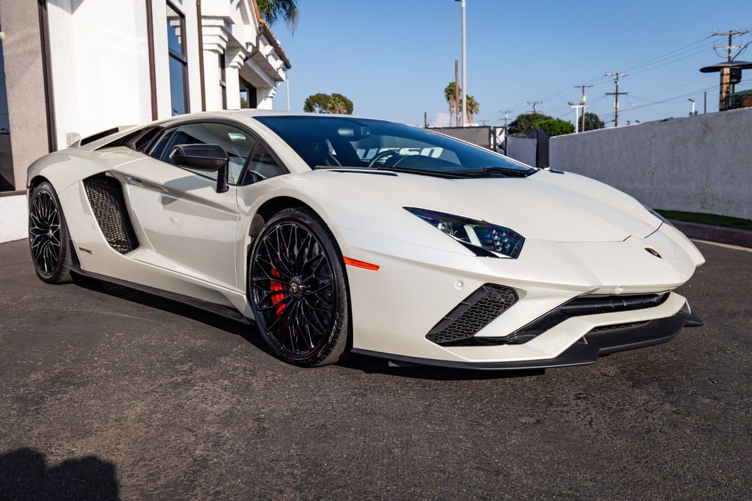 2018 Lamborghini Aventador