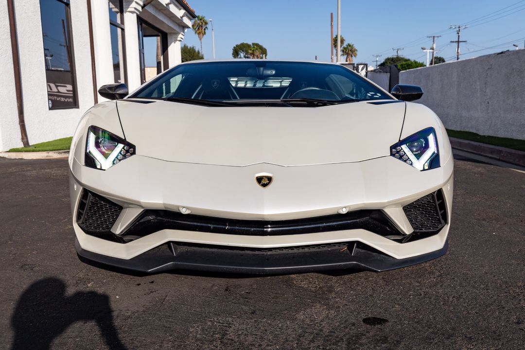 2018 Lamborghini Aventador