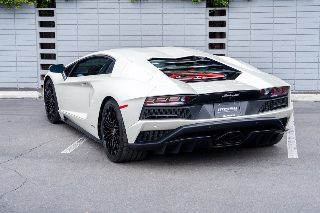 2018 Lamborghini Aventador