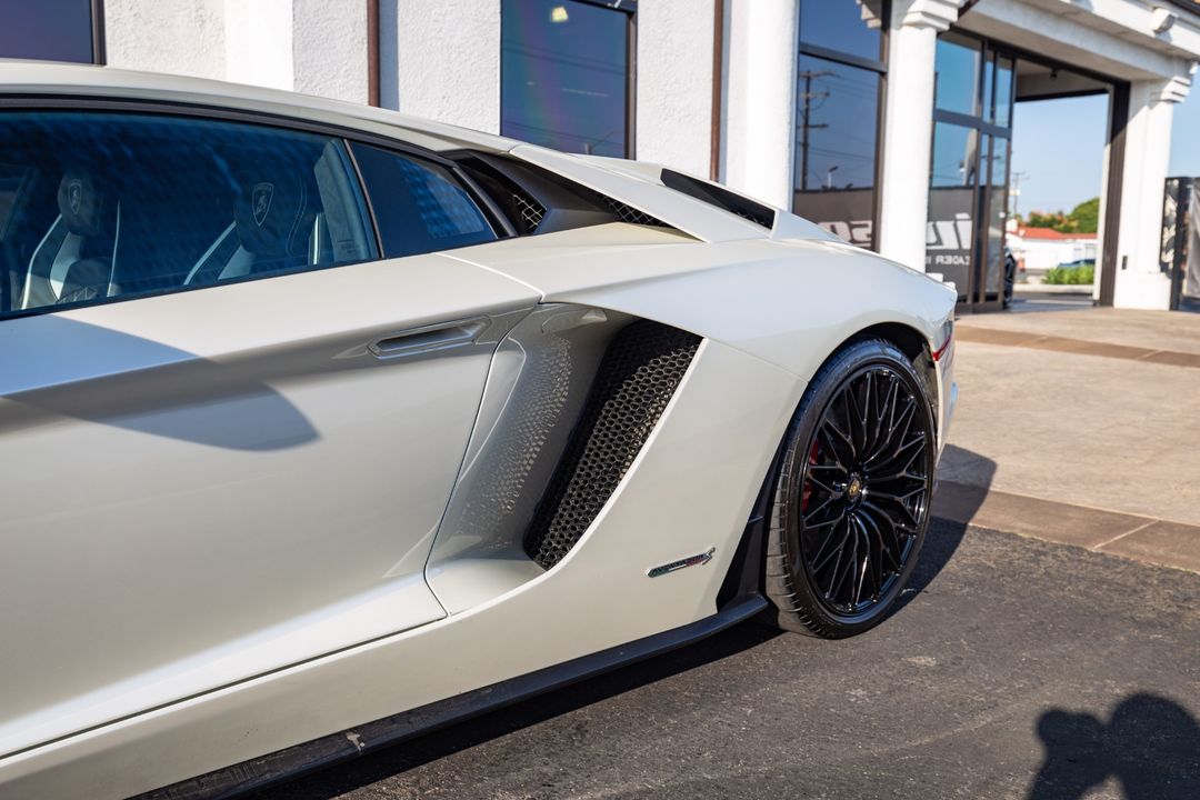 2018 Lamborghini Aventador