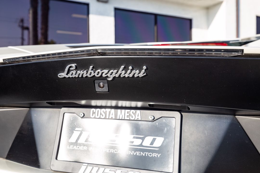 2018 Lamborghini Aventador