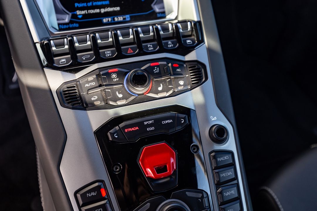 2018 Lamborghini Aventador