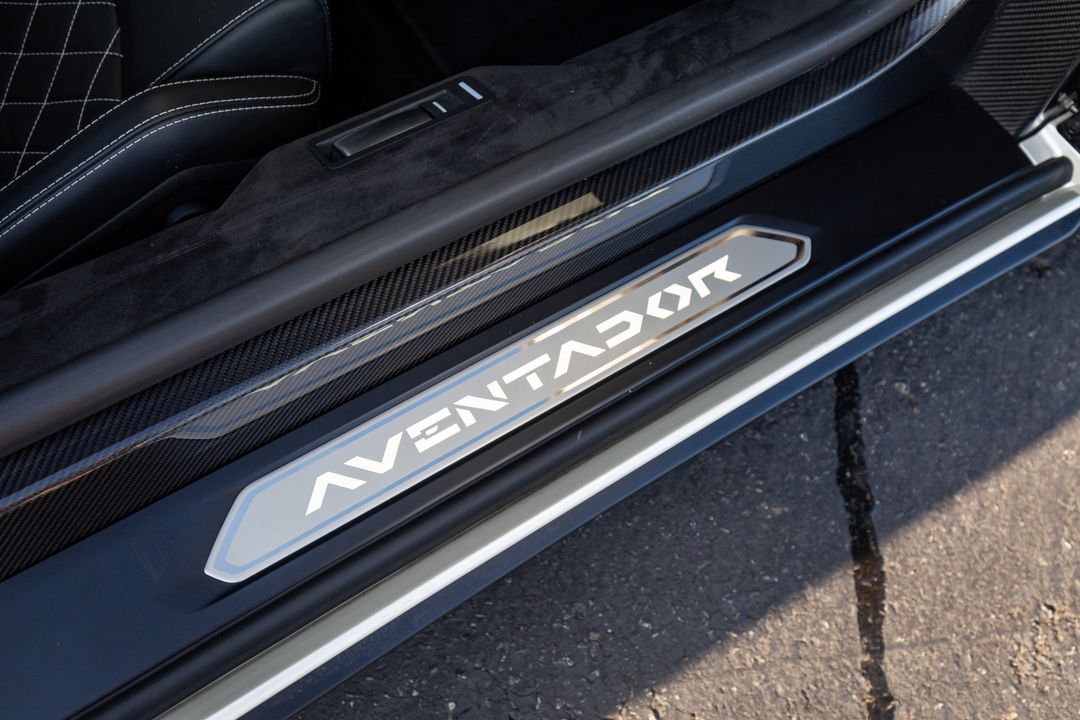 2018 Lamborghini Aventador