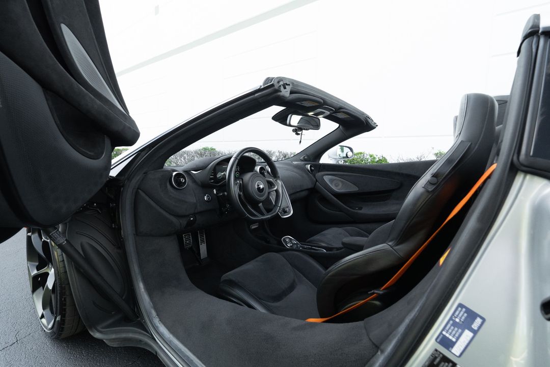 2020 McLaren 600LT Spider