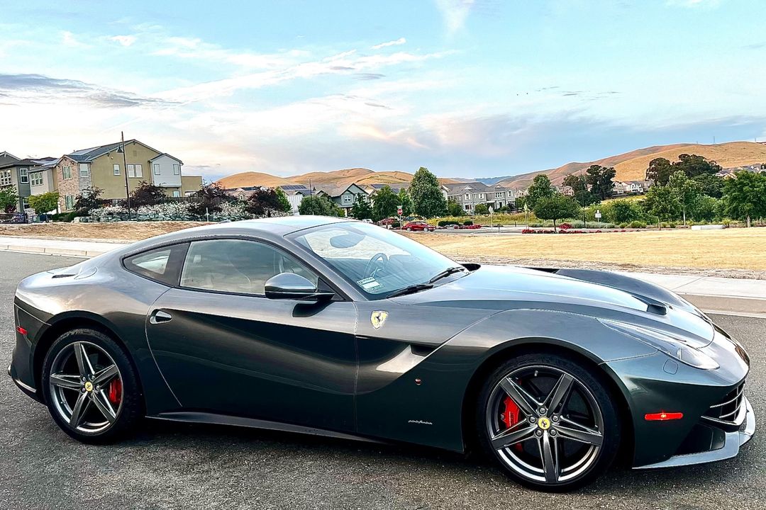 2016 Ferrari F12berlinetta