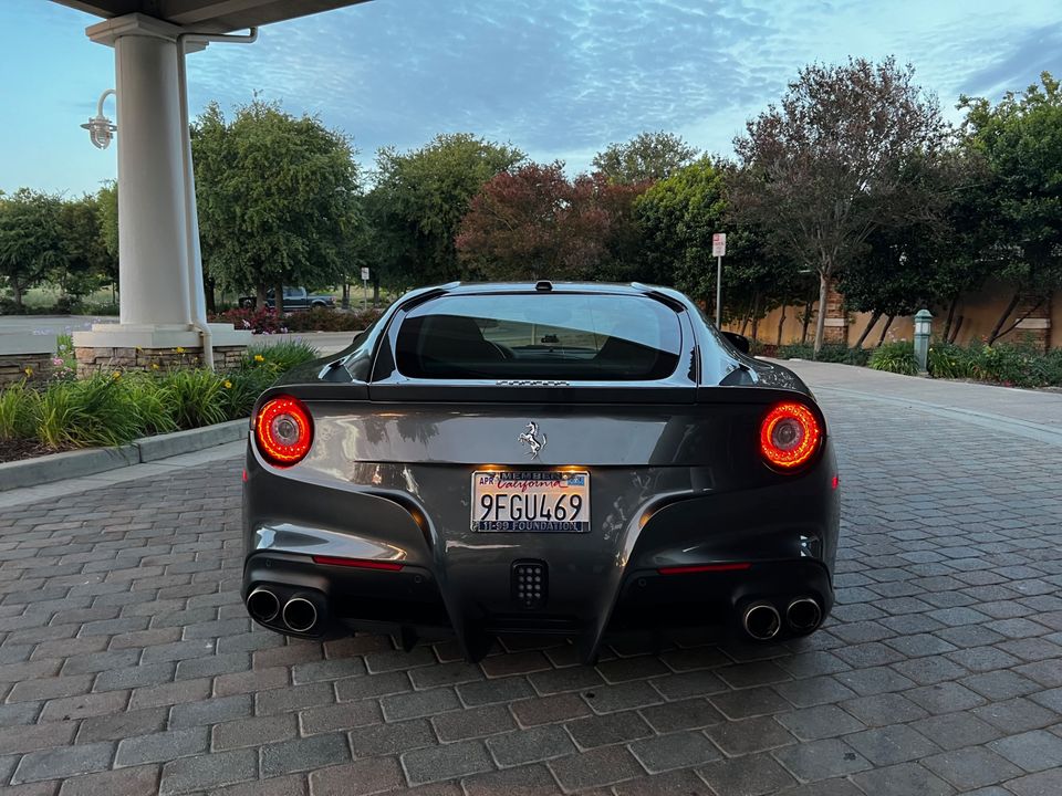 2016 Ferrari F12berlinetta