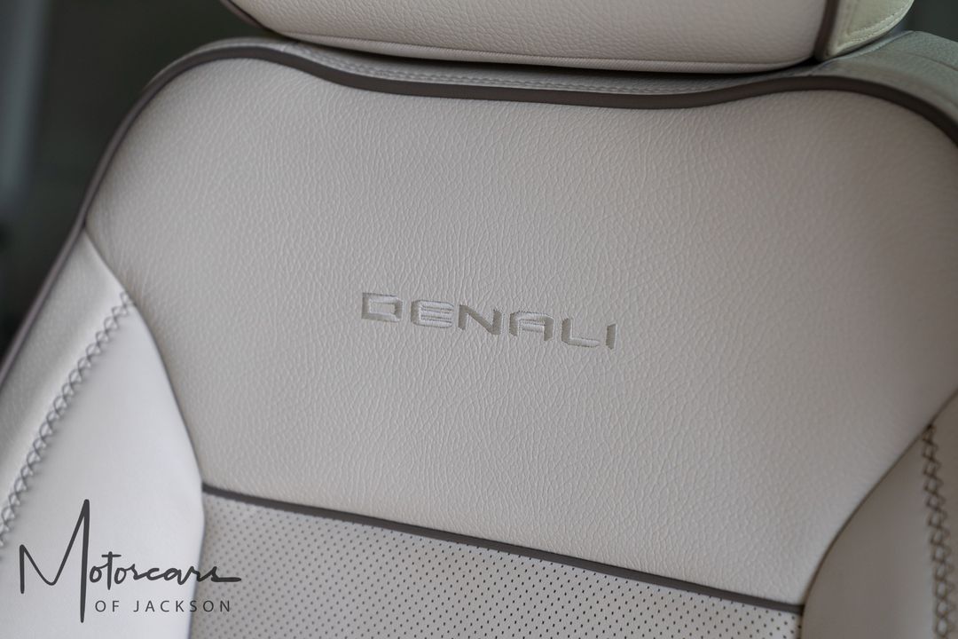 2023 GMC Yukon