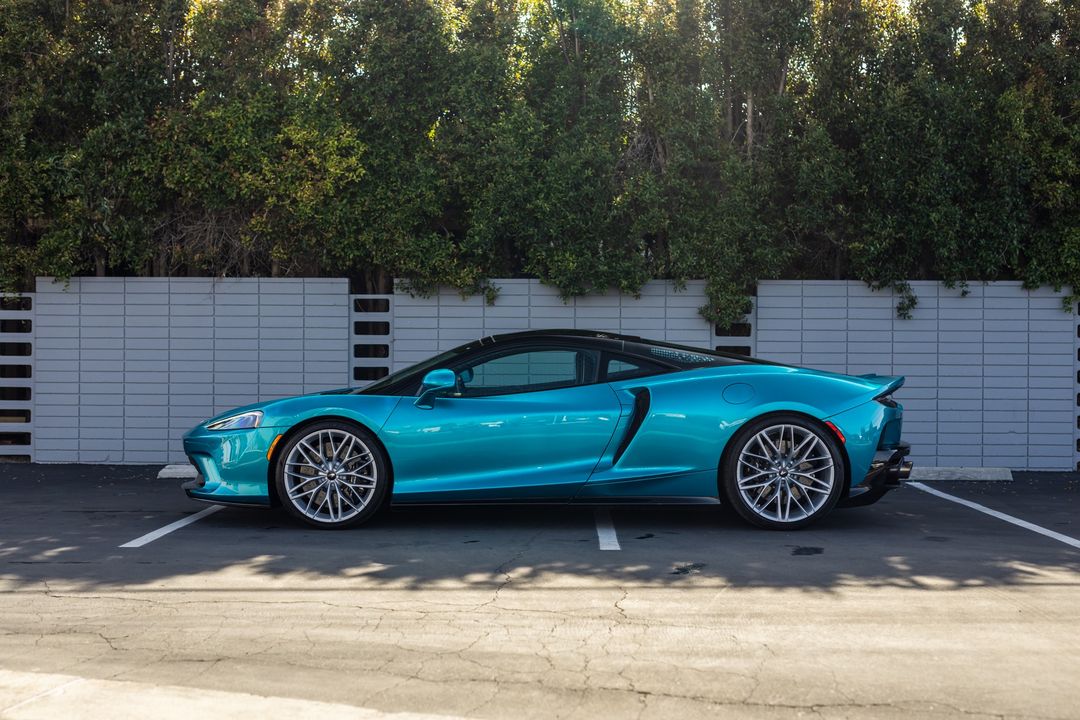 2021 McLaren GT