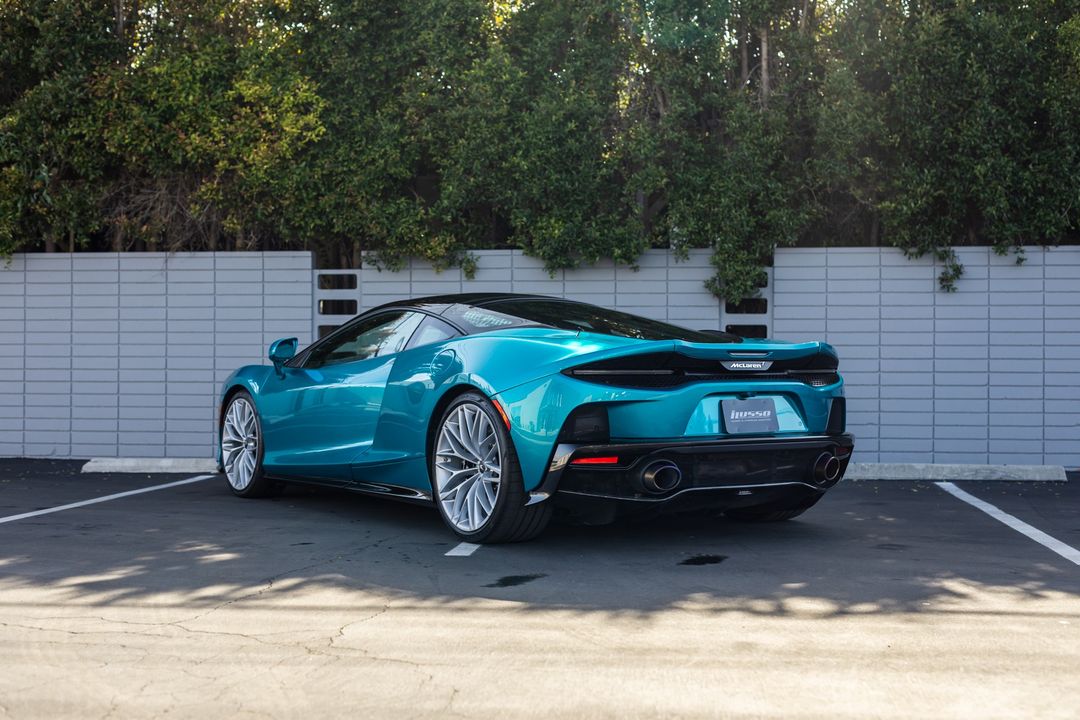 2021 McLaren GT