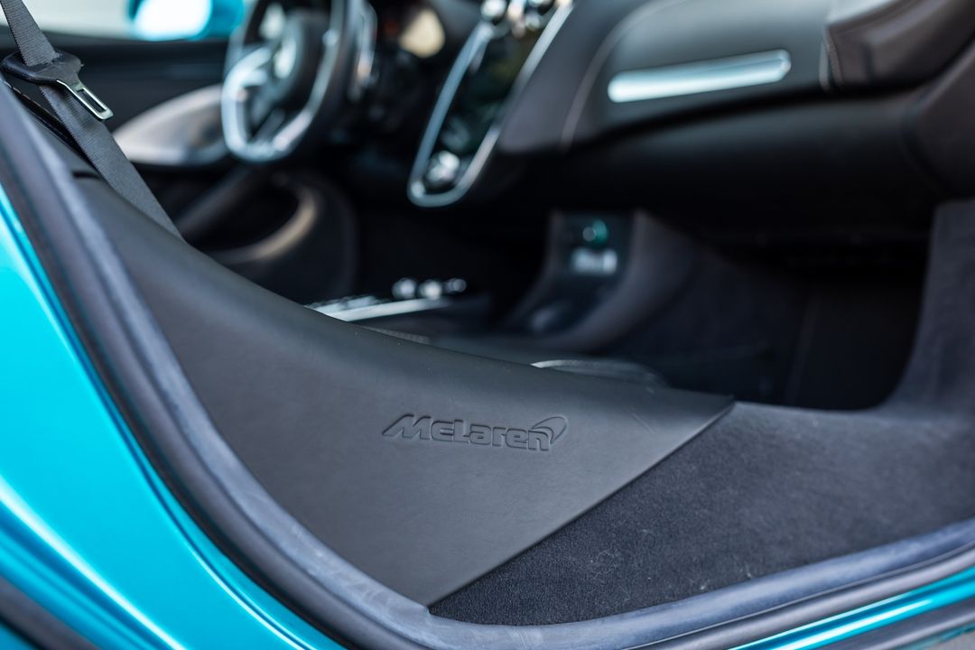 2021 McLaren GT