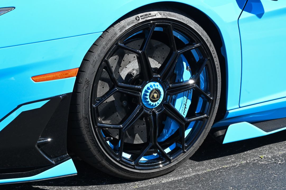 2019 Lamborghini Aventador