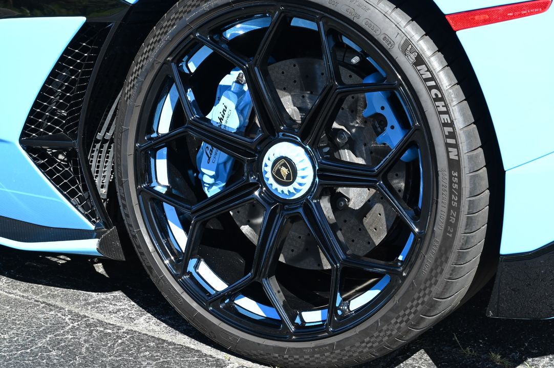 2019 Lamborghini Aventador