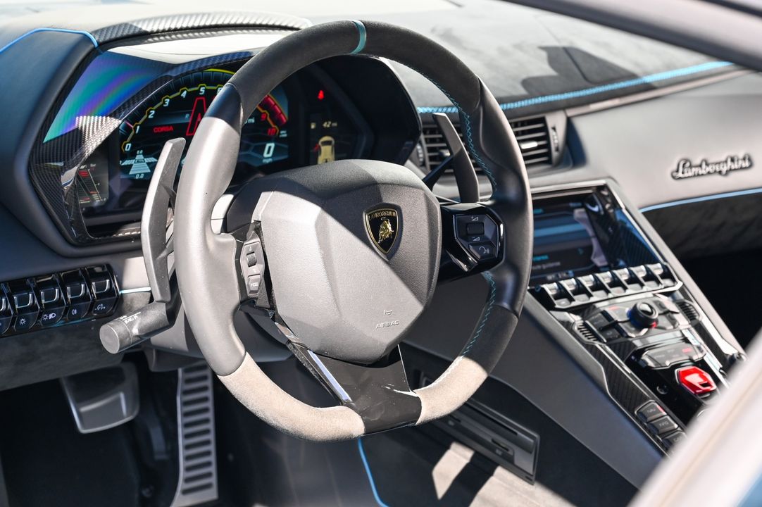 2019 Lamborghini Aventador